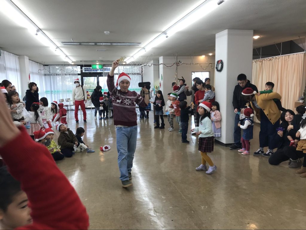AES親子イベントで歌って踊ったよ